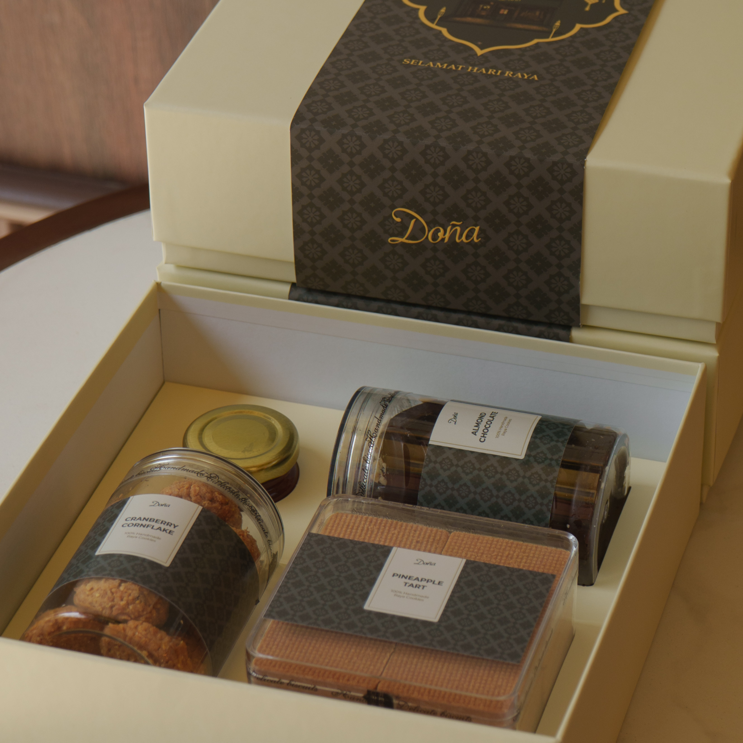 Raya Cookies Gift Box - Biskut Raya Doña - Image 1