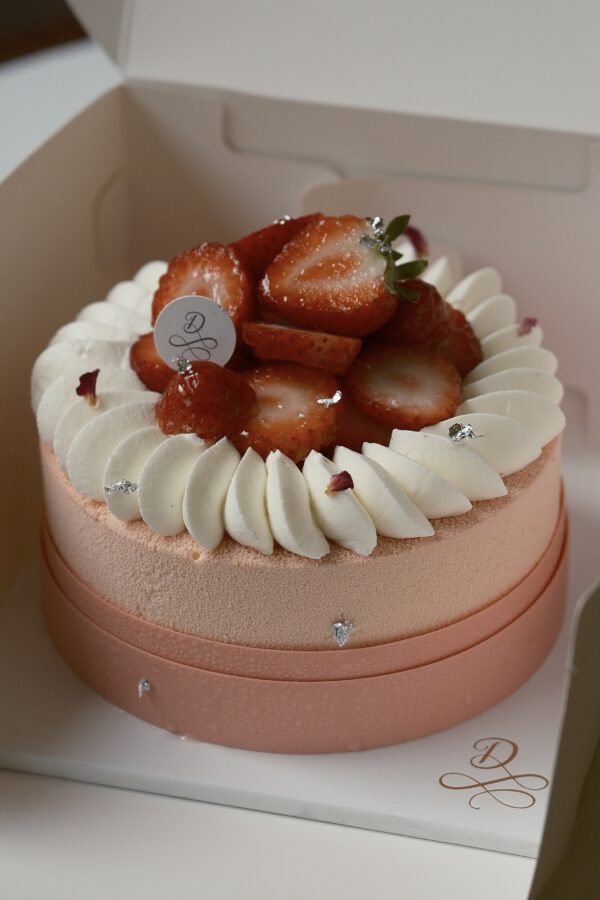 2026 Mother's Day Cake - Strawberry Vanilla - Image 3
